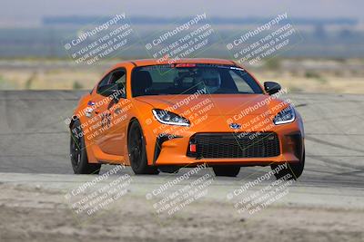 media/Sep-14-2025-Speed Ventures (Sun) [[b2951cd086]]/Orange/Session 2 (Grapevine)/